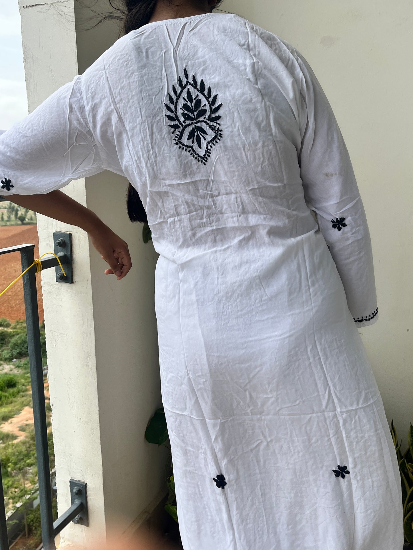 Modal Chikankari Women's Long Kurta - White