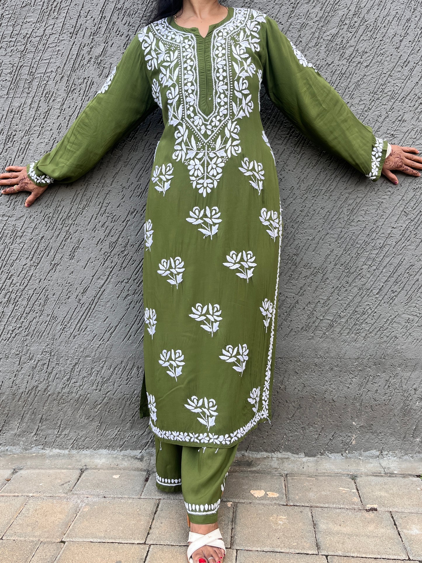 Modal Chikankari Solid Women's 2PC Long Kurta Set- Green