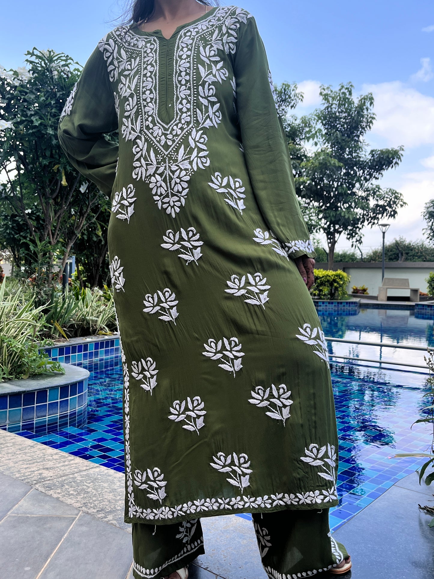 Modal Chikankari Solid Women's 2PC Long Kurta Set- Green