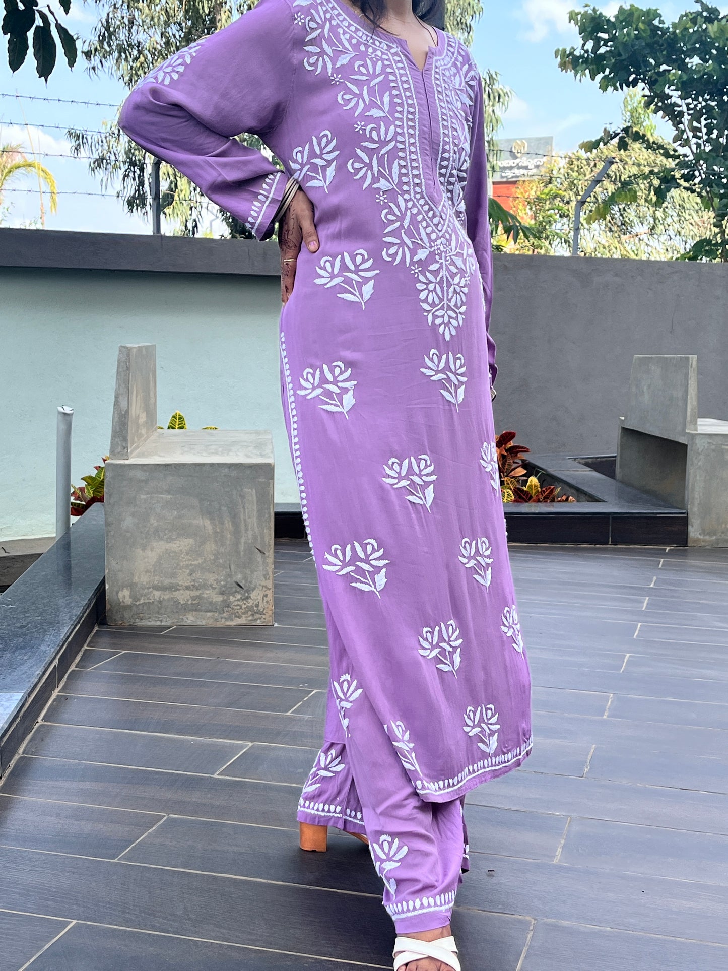 Modal Chikankari Solid Women's 2PC Long Kurta Set- Purple