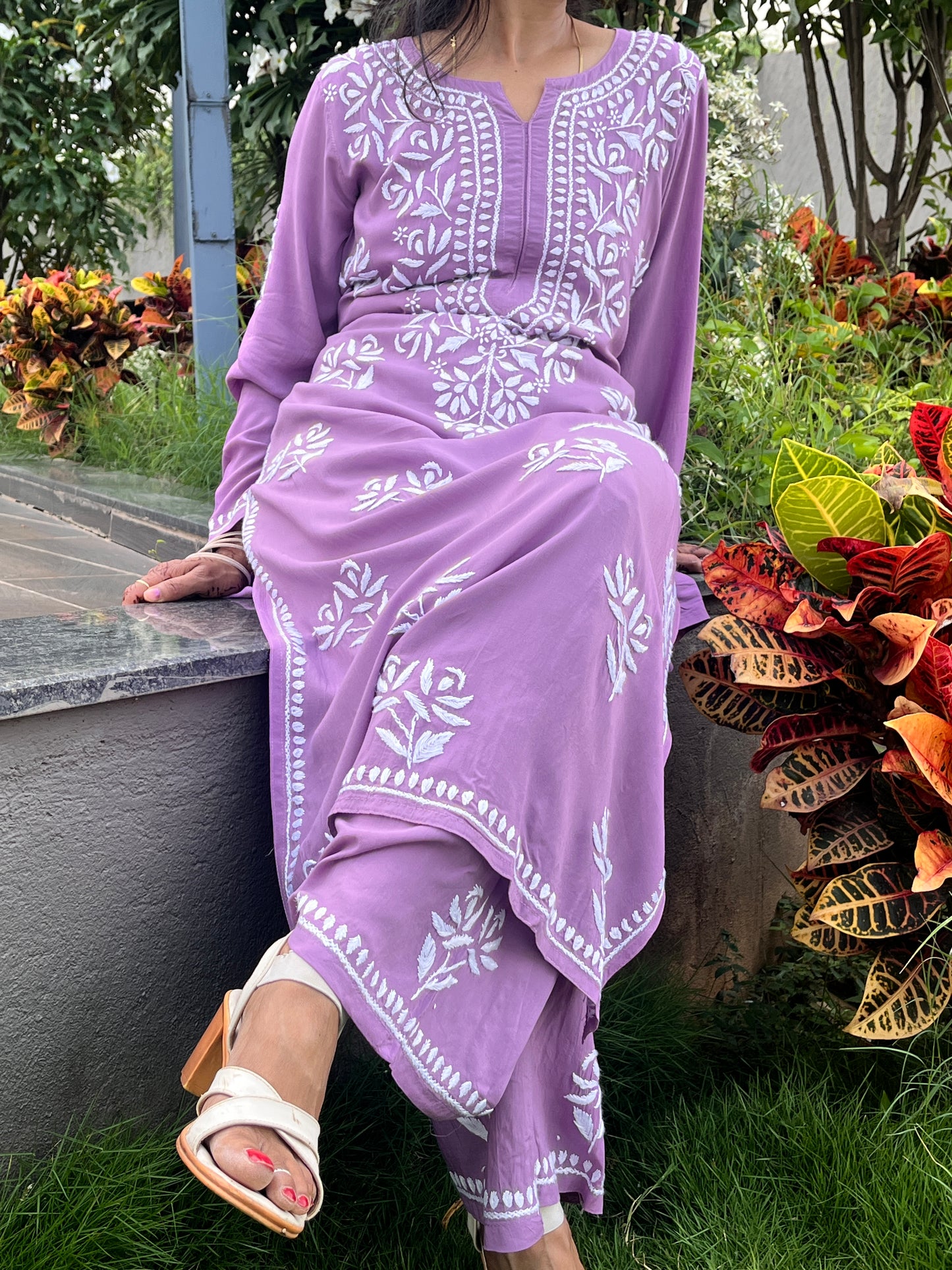 Modal Chikankari Solid Women's 2PC Long Kurta Set- Purple