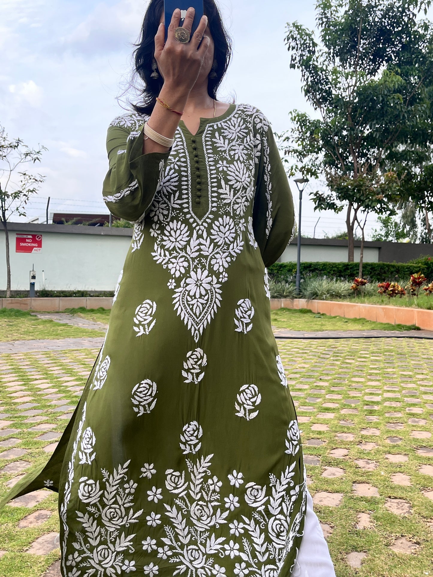 Modal Dama Chikankari Women's Long Kurta - Green