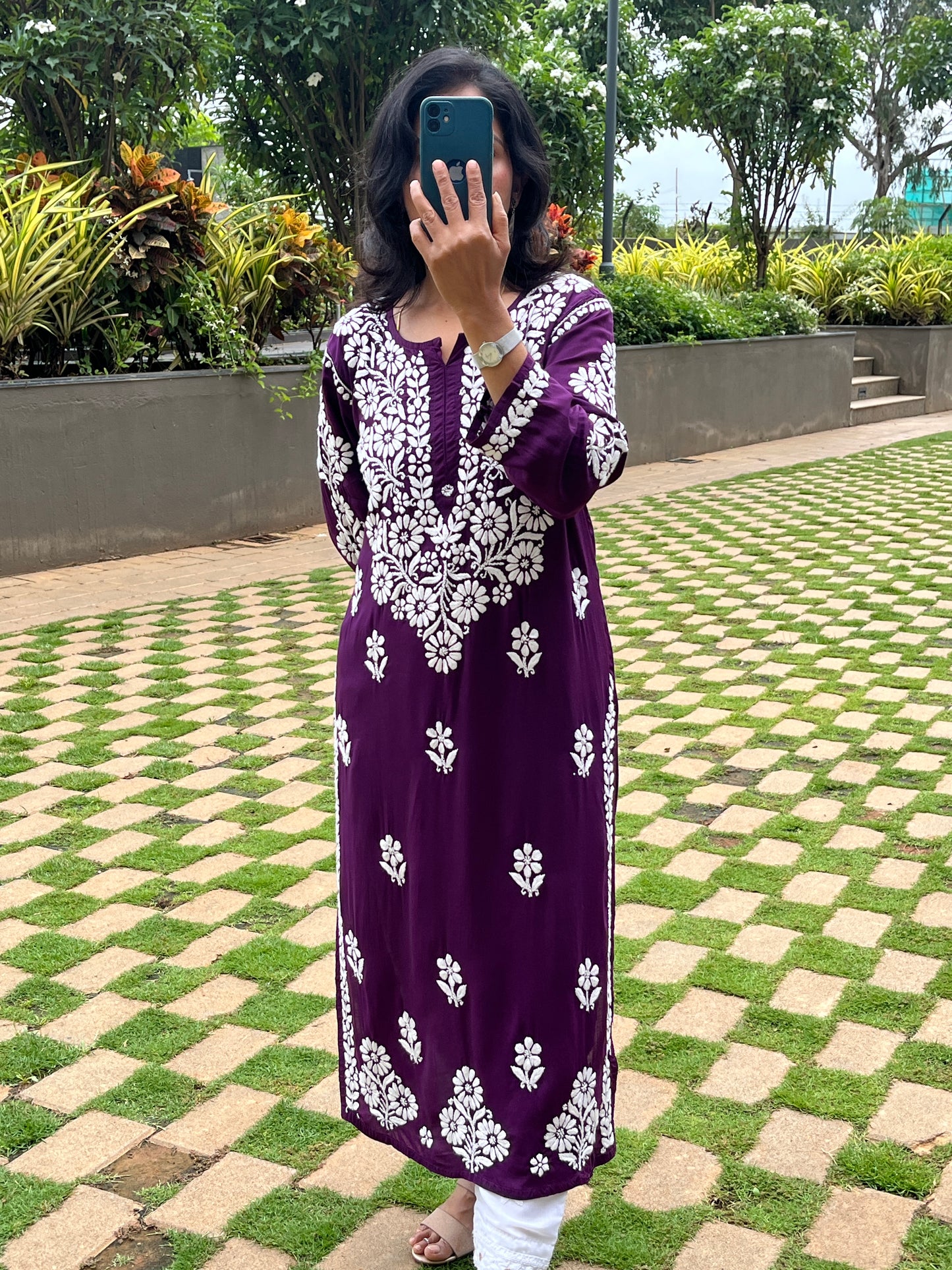 Modal 3D Chikankari Women's Long Kurta - Wine