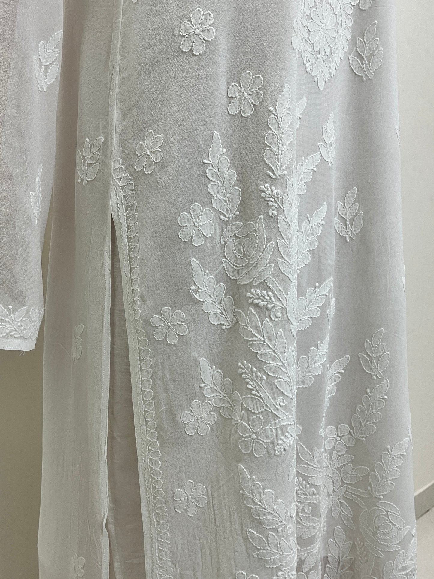 Viscose Chikankari Solid Women's Long Kurta with Inner - White