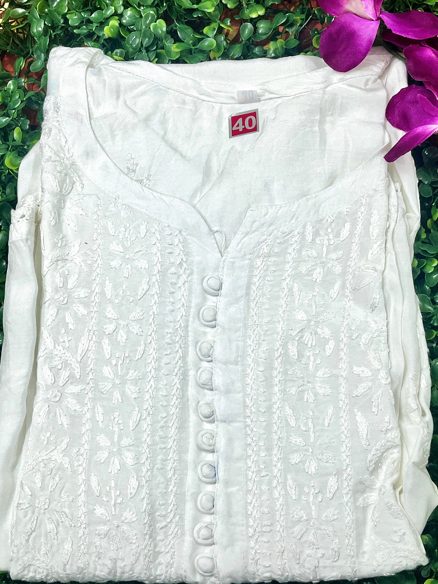 Muslin Chikankari Solid Women's Long Kurta - White