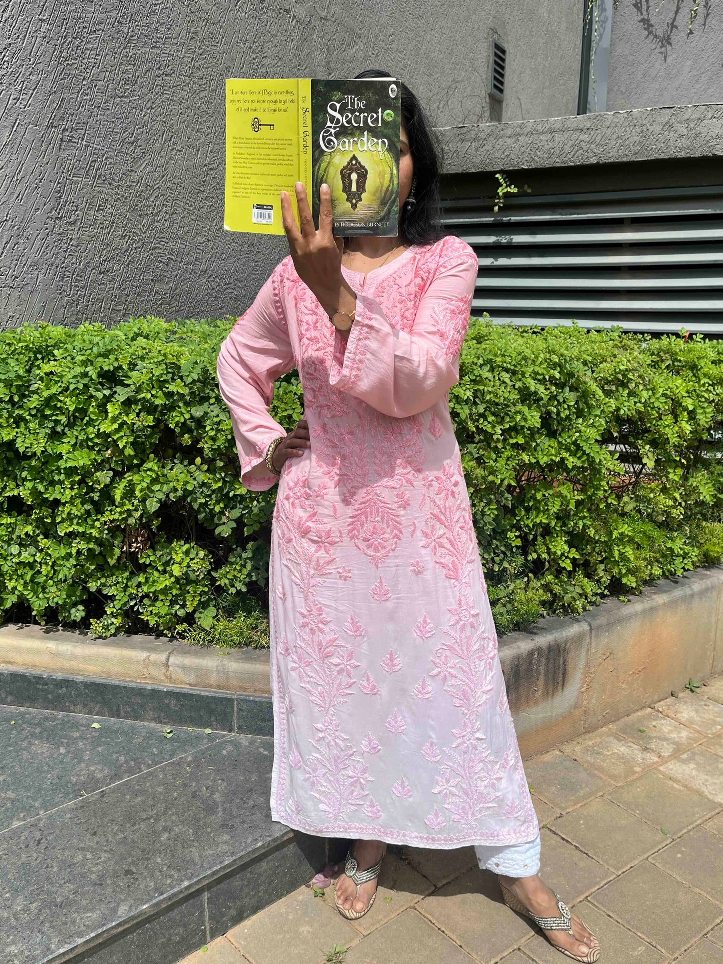 Modal 3D Chikankari Long Kurta - Ombre Pink