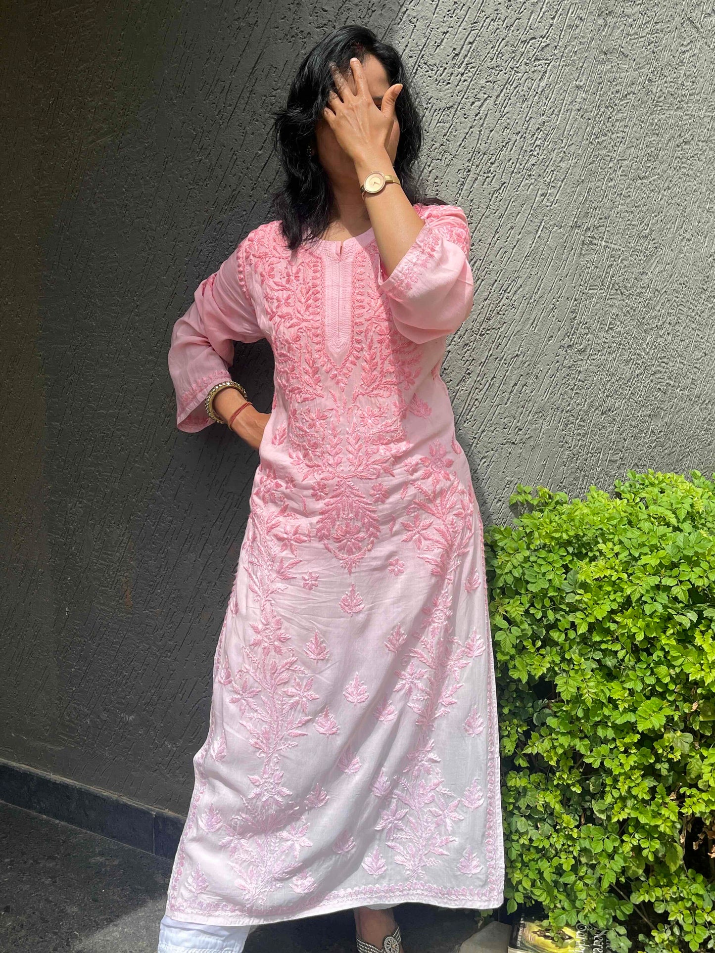 Modal 3D Chikankari Long Kurta - Ombre Pink