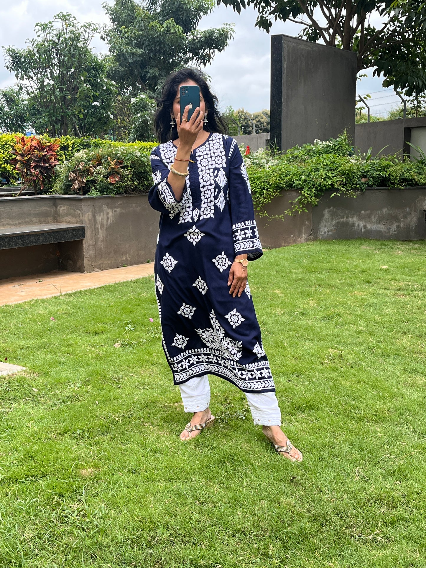 Modal 3D Chikankari Long Kurta - Navi Blue