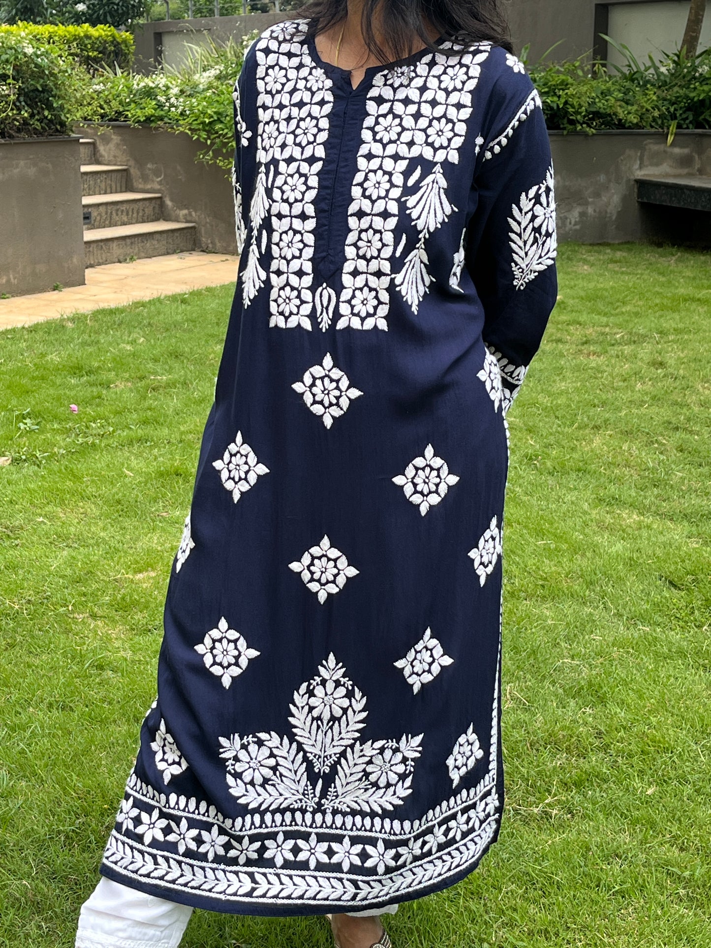 Modal 3D Chikankari Long Kurta - Navi Blue